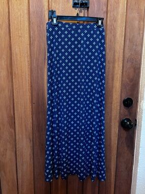Chico’s Navy Blue Diamond Printed Maxi Skirt